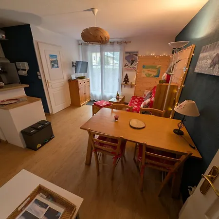 T3 Cosy Terrasse & Jardin - Vue Montagne Pyrenees- 500m Gare Sncf- Navettes Appartement *
